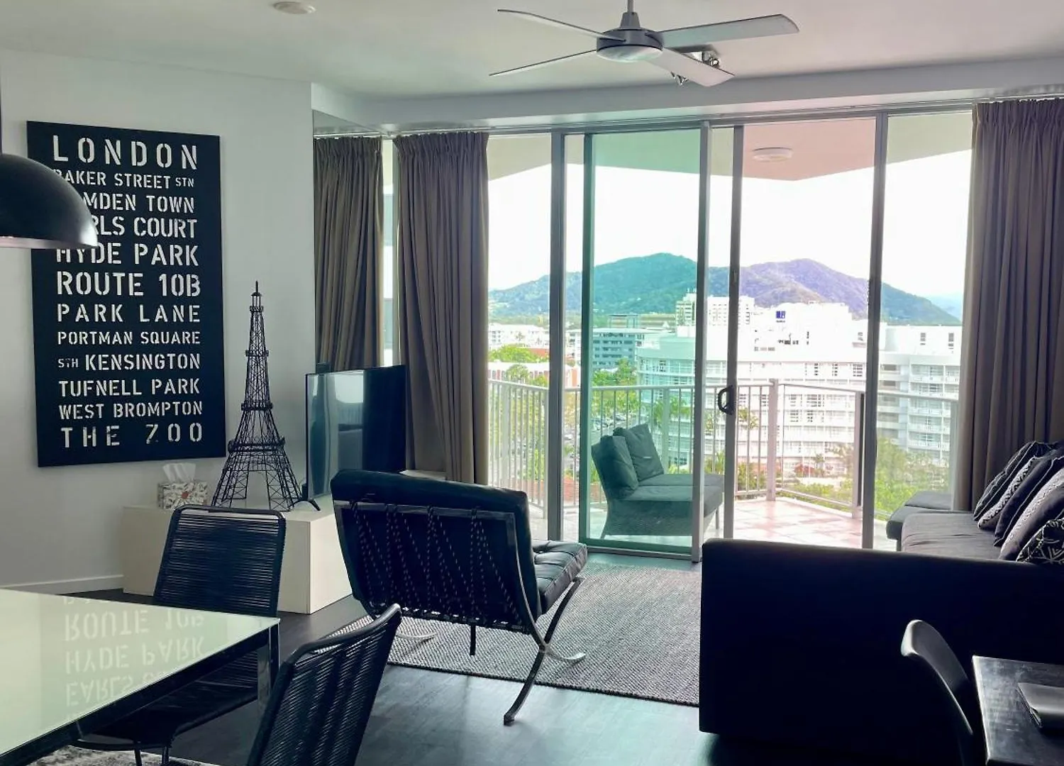 Trilogy On The Esplanade - Free Wi-Fi Apartment Cairns